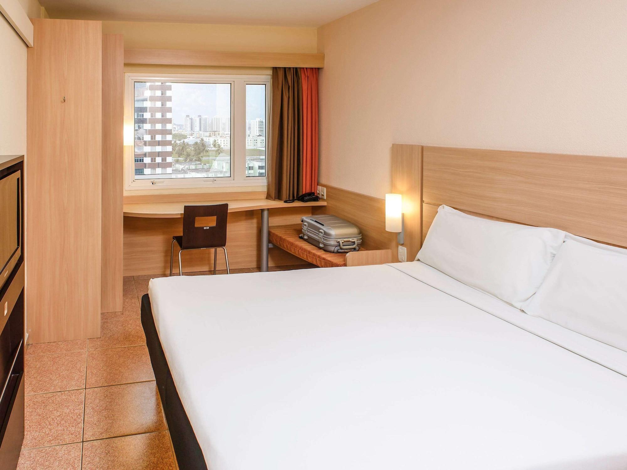 Hotel Ibis Aracaju Esterno foto